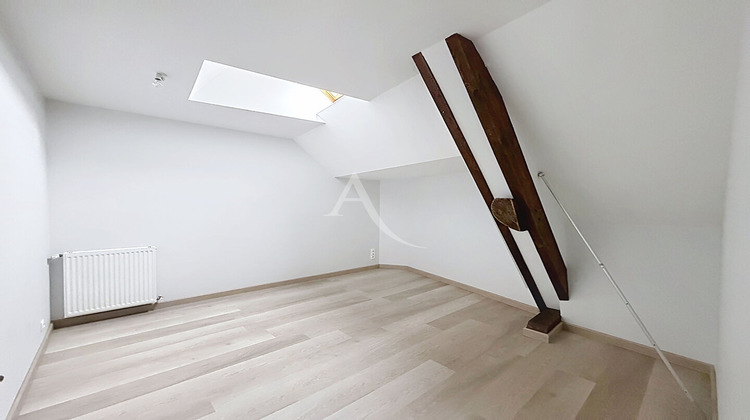 Ma-Cabane - Location Appartement BAUGE, 86 m²