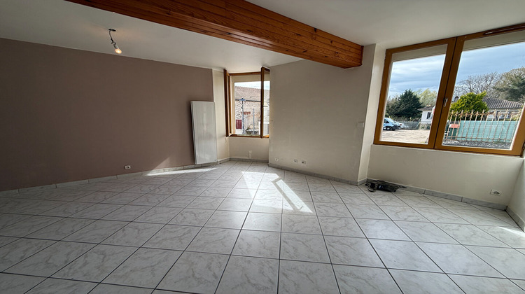 Ma-Cabane - Location Appartement BAULNE, 36 m²