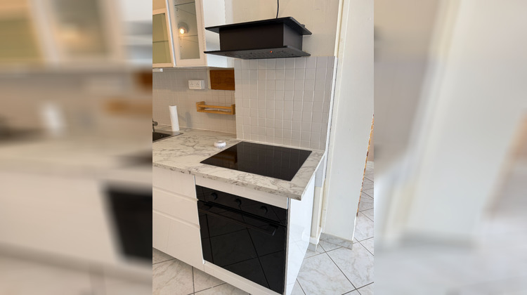 Ma-Cabane - Location Appartement BAULNE, 36 m²