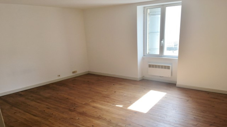 Ma-Cabane - Location Appartement Bazas, 80 m²