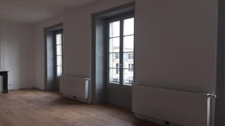 Ma-Cabane - Location Appartement Bazas, 90 m²