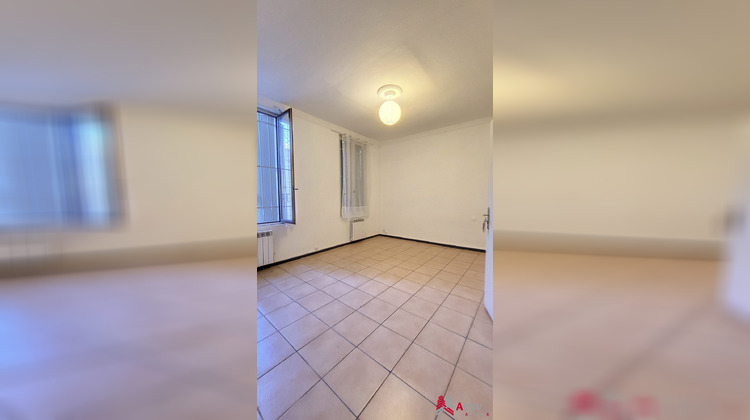 Ma-Cabane - Location Appartement Beaucaire, 26 m²