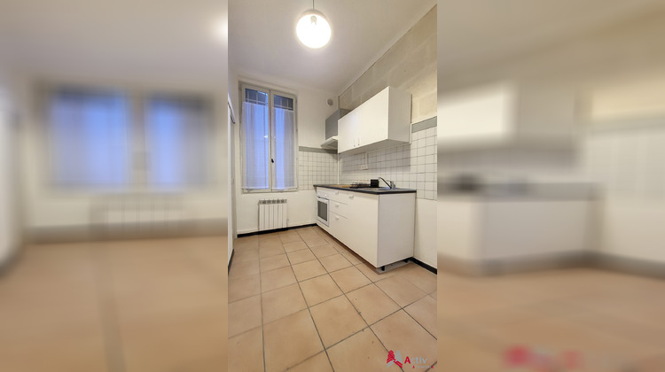 Ma-Cabane - Location Appartement Beaucaire, 26 m²