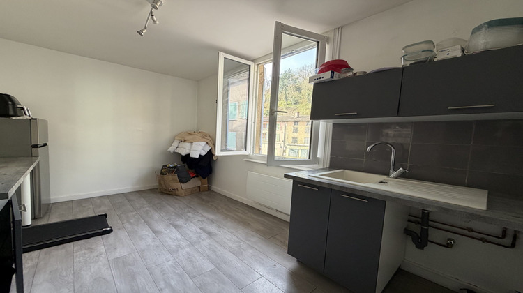 Ma-Cabane - Location Appartement Beaujeu, 26 m²