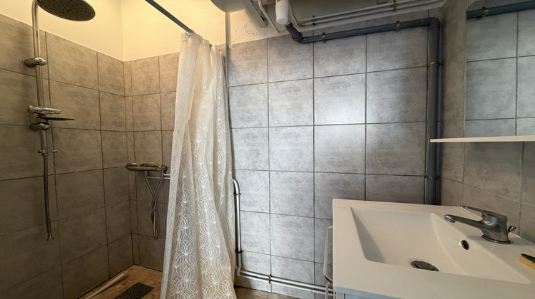 Ma-Cabane - Location Appartement Beaujeu, 26 m²