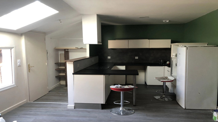 Ma-Cabane - Location Appartement Beaujeu, 64 m²