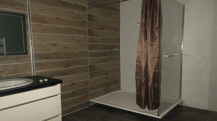 Ma-Cabane - Location Appartement Beaujeu, 64 m²