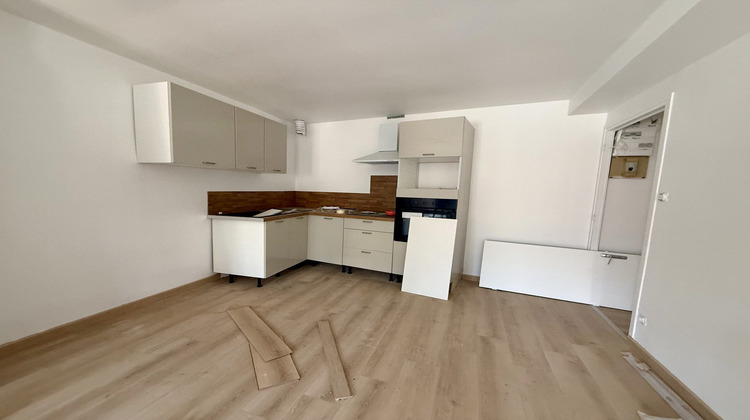 Ma-Cabane - Location Appartement Beaujeu, 43 m²