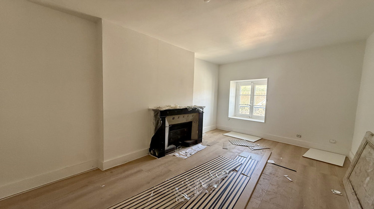 Ma-Cabane - Location Appartement Beaujeu, 43 m²