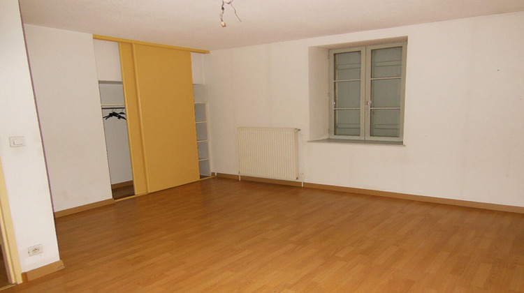 Ma-Cabane - Location Appartement BEAUJEU-SAINT-VALLIER-PIERREJUX-ET-QUITTEUR, 148 m²