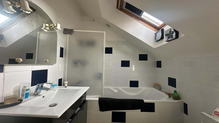 Ma-Cabane - Location Appartement BEAULIEU SUR LAYON, 46 m²