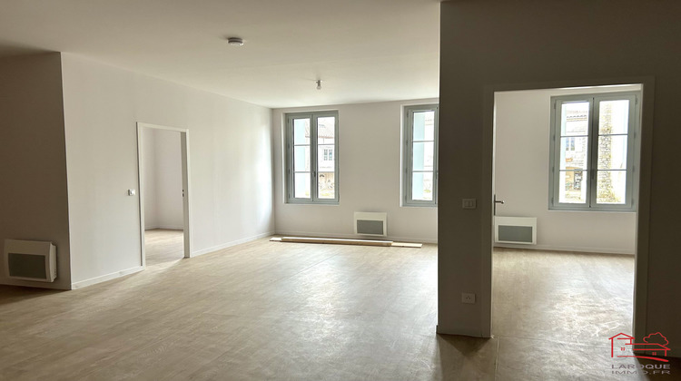 Ma-Cabane - Location Appartement Beauville, 88 m²