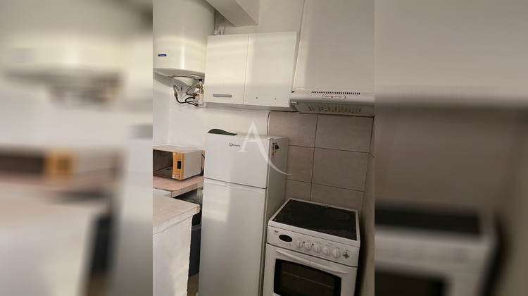 Ma-Cabane - Location Appartement BEDARIEUX, 28 m²