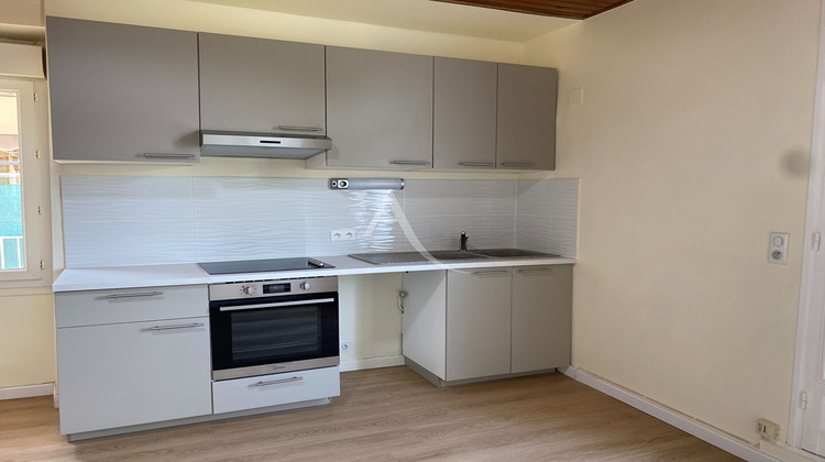 Ma-Cabane - Location Appartement BEDARIEUX, 36 m²