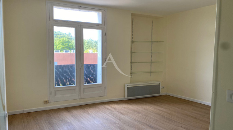 Ma-Cabane - Location Appartement BEDARIEUX, 36 m²
