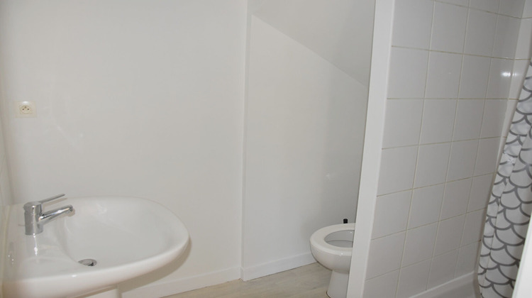 Ma-Cabane - Location Appartement BEDEE, 27 m²