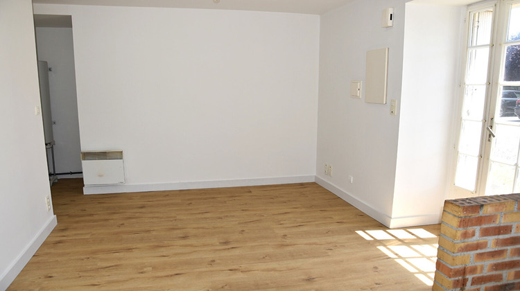 Ma-Cabane - Location Appartement BEDEE, 27 m²
