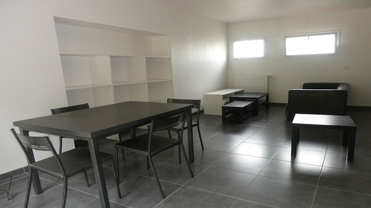 Ma-Cabane - Location Appartement BEDEE, 51 m²