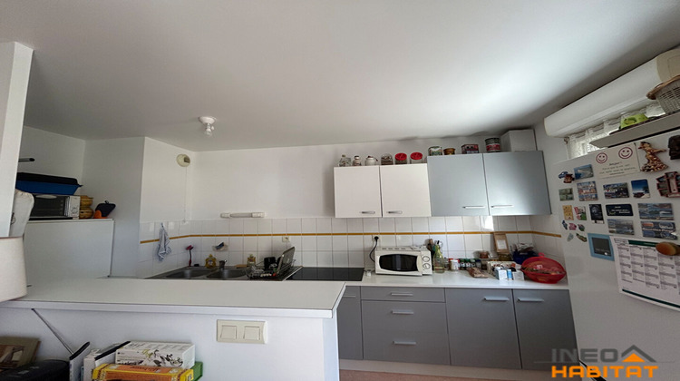 Ma-Cabane - Location Appartement BEDEE, 60 m²