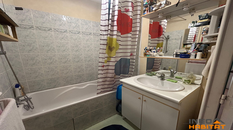 Ma-Cabane - Location Appartement BEDEE, 60 m²