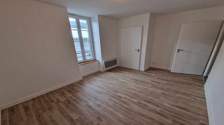 Ma-Cabane - Location Appartement BELLEGARDE-SUR-VALSERINE, 82 m²