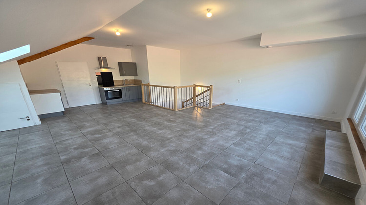 Ma-Cabane - Location Appartement BELLEGARDE-SUR-VALSERINE, 86 m²