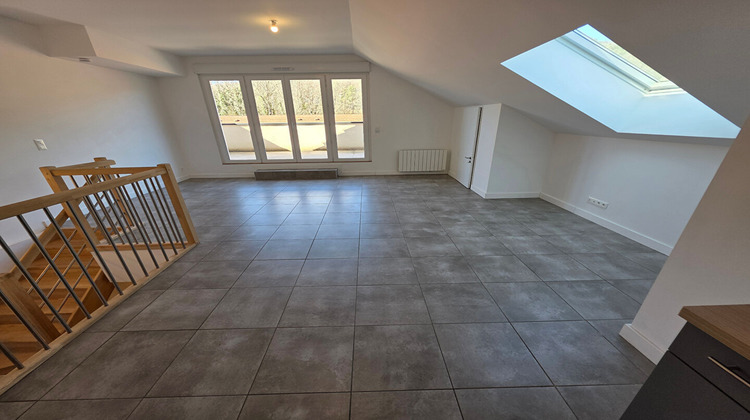 Ma-Cabane - Location Appartement BELLEGARDE-SUR-VALSERINE, 86 m²
