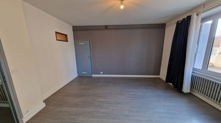 Ma-Cabane - Location Appartement BELLEGARDE-SUR-VALSERINE, 38 m²