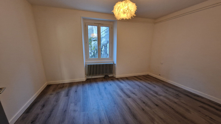 Ma-Cabane - Location Appartement BELLEGARDE-SUR-VALSERINE, 38 m²