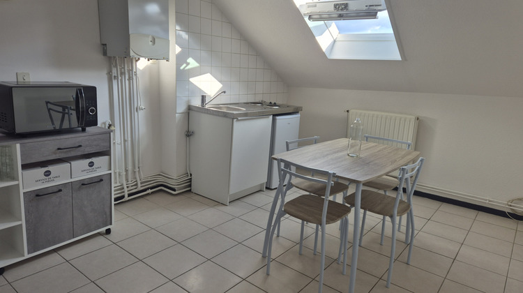Ma-Cabane - Location Appartement Bellerive-sur-Allier, 31 m²