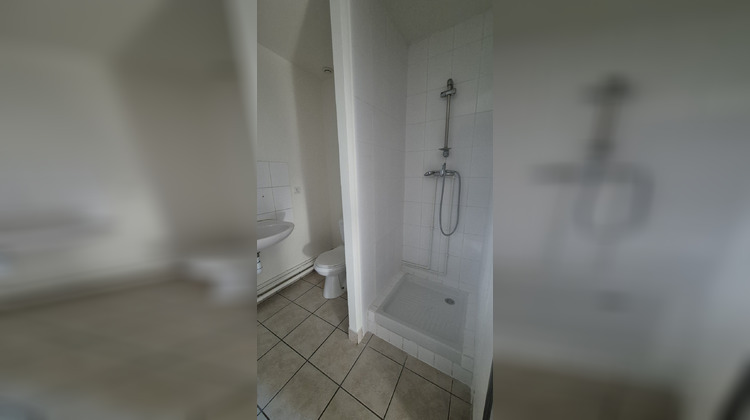 Ma-Cabane - Location Appartement Bellerive-sur-Allier, 17 m²