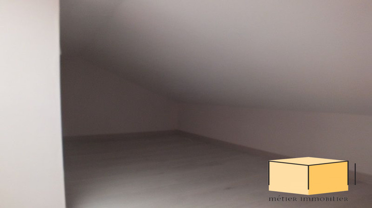 Ma-Cabane - Location Appartement Belley, 30 m²