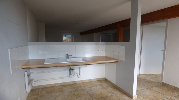 Ma-Cabane - Location Appartement BEREZIAT, 54 m²