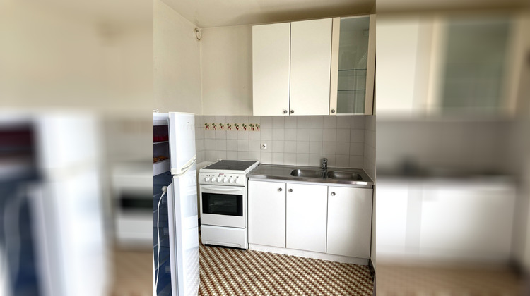 Ma-Cabane - Location Appartement Bernay, 30 m²