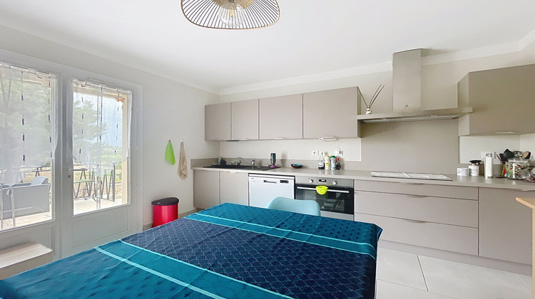 Ma-Cabane - Location Appartement BERRE-L'ETANG, 111 m²