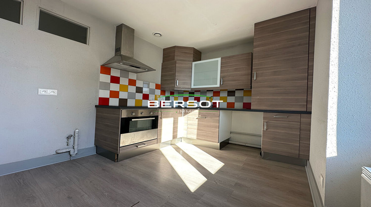 Ma-Cabane - Location Appartement BESANCON, 74 m²