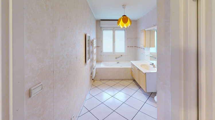 Ma-Cabane - Location Appartement BESANCON, 105 m²
