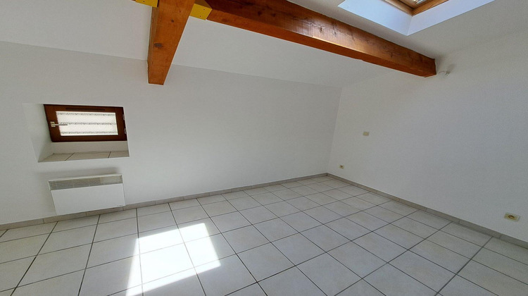 Ma-Cabane - Location Appartement BESSAN, 33 m²