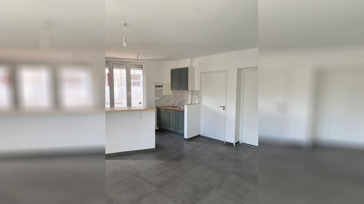 Ma-Cabane - Location Appartement BESSAY-SUR-ALLIER, 44 m²