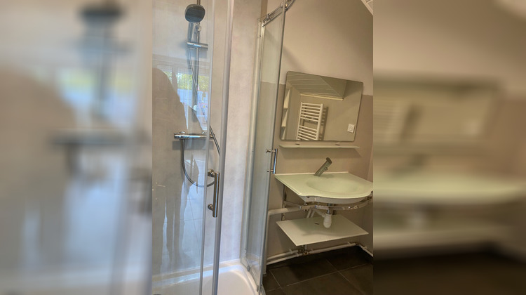 Ma-Cabane - Location Appartement BESSAY-SUR-ALLIER, 44 m²