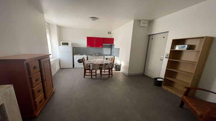 Ma-Cabane - Location Appartement BESSE-SUR-BRAYE, 29 m²