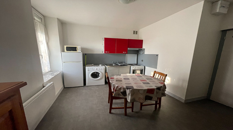 Ma-Cabane - Location Appartement BESSE-SUR-BRAYE, 29 m²