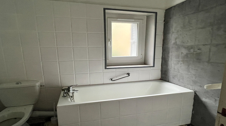 Ma-Cabane - Location Appartement BESSEGES, 89 m²