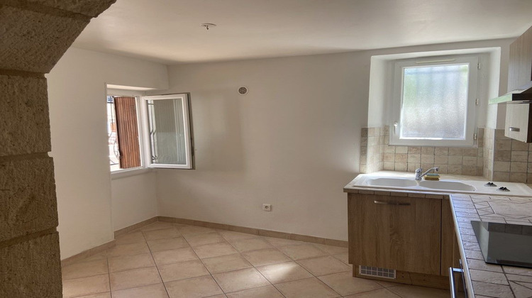 Ma-Cabane - Location Appartement BESSEGES, 89 m²