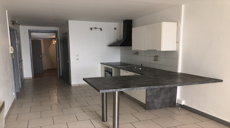 Ma-Cabane - Location Appartement Bessières, 38 m²