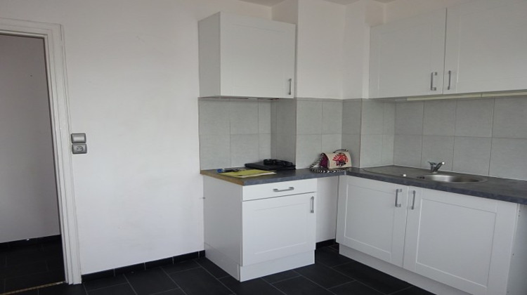 Ma-Cabane - Location Appartement BETHUNE, 82 m²