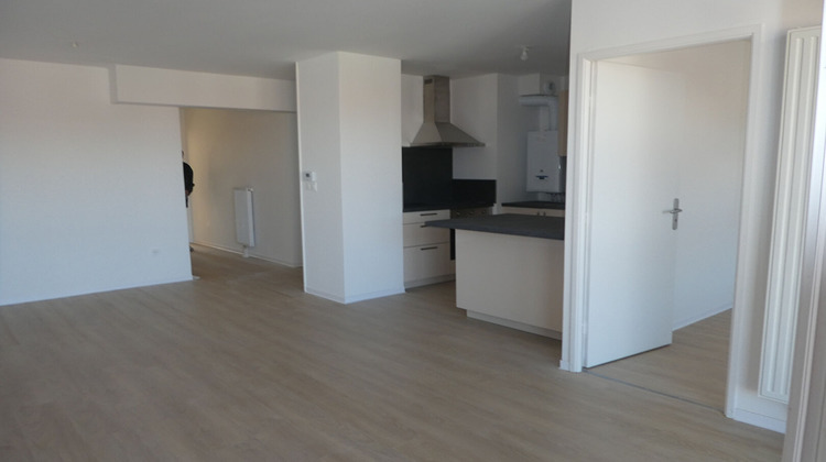 Ma-Cabane - Location Appartement BETHUNE, 65 m²