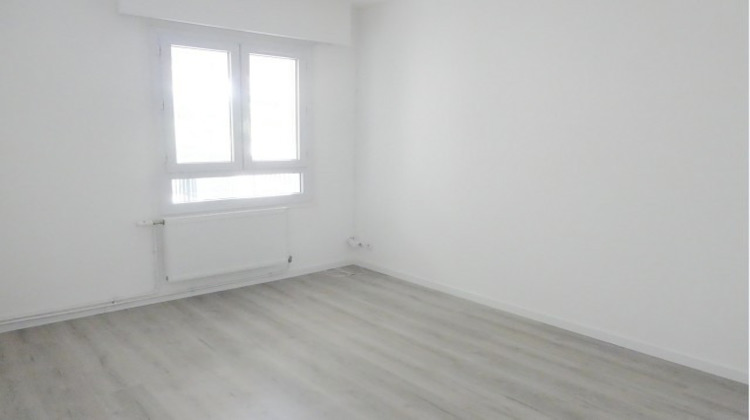 Ma-Cabane - Location Appartement BETHUNE, 87 m²