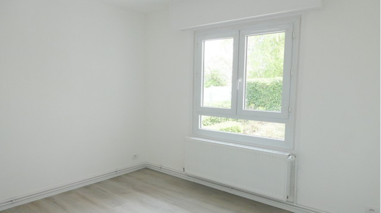 Ma-Cabane - Location Appartement BETHUNE, 87 m²