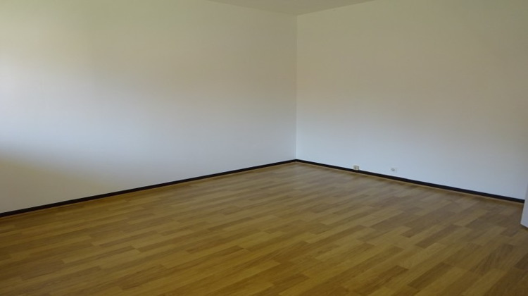 Ma-Cabane - Location Appartement BETHUNE, 25 m²